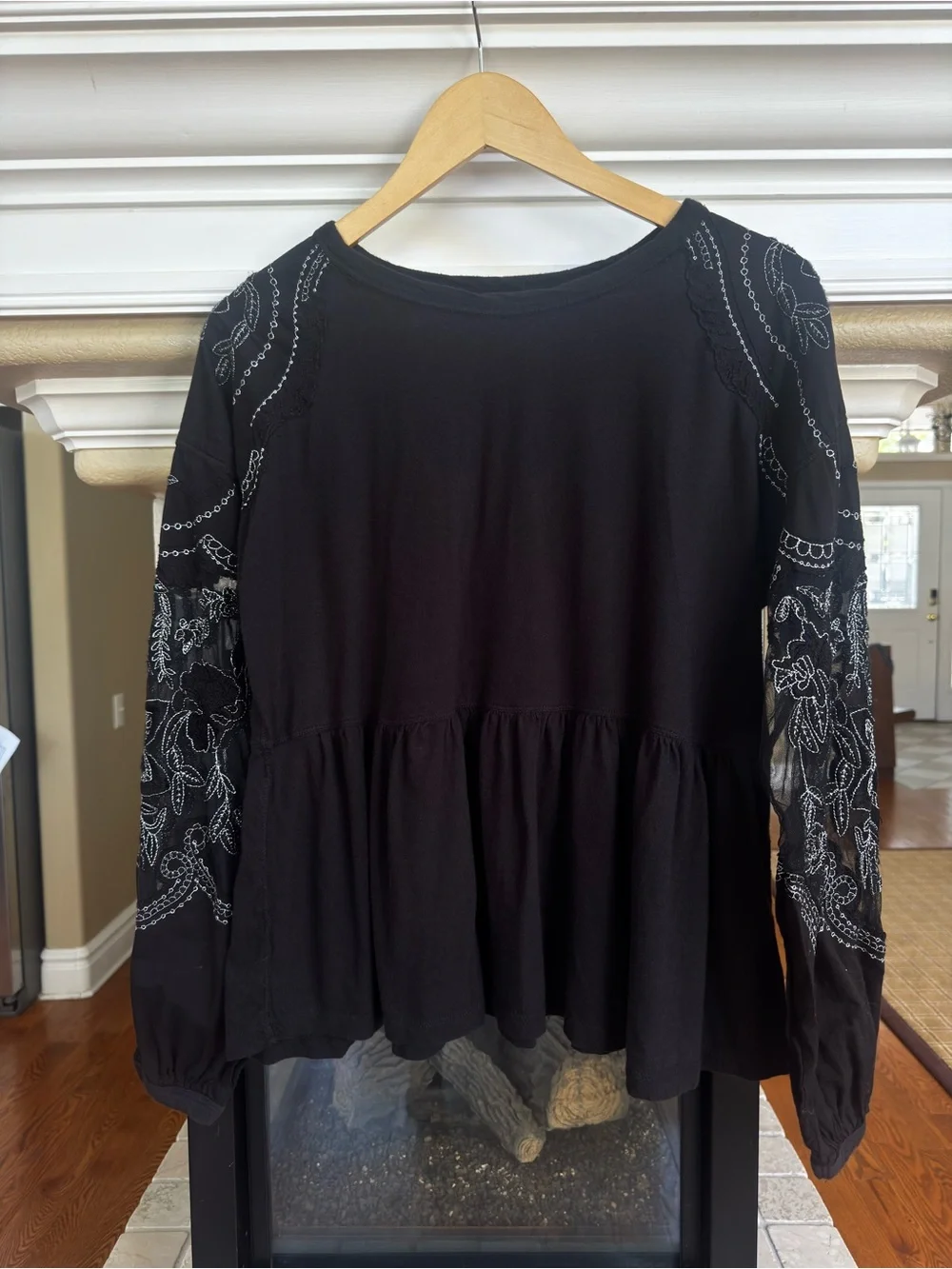Free People White Floral Embroidered Puff Sleeve Blouse Small